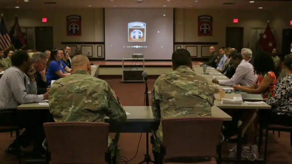 82nd Airborne hosts IT industry to help paratroopers land civilian jobs